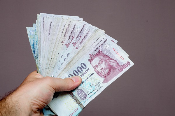 Személyi kölcsön gyorsan, akár % online | CIB Bank