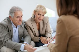 Nyugdíjasként hitelfelvétel – lehetséges?