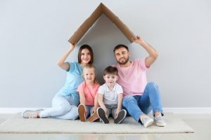 Milyen otthonteremtési támogatásokat kaphatnak a kétgyermekes családok?